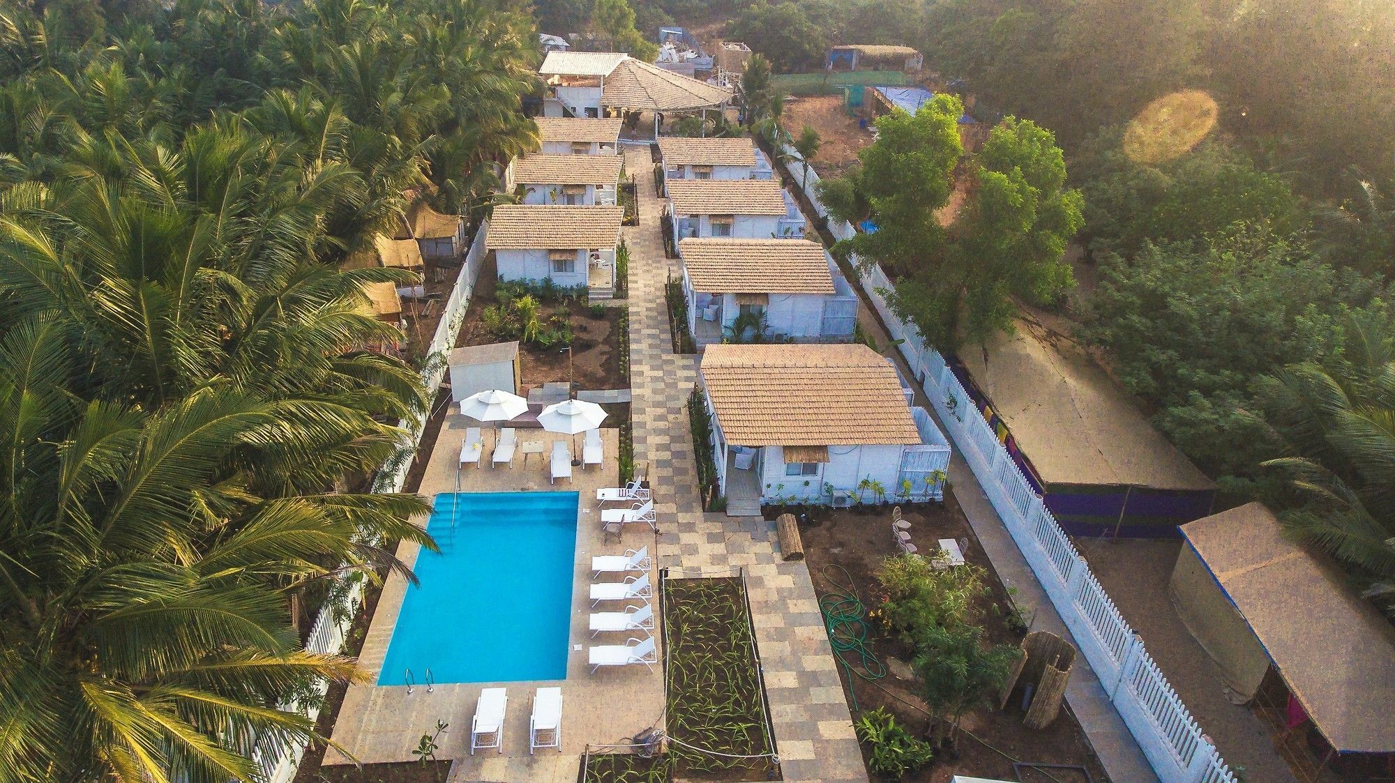 The White Resort Agonda Kültér fotó